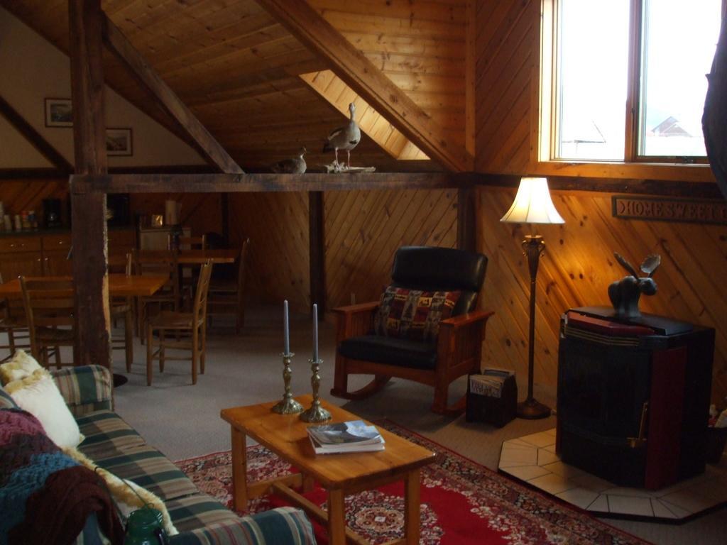 Hansen Guest Ranch Swan Valley Bilik gambar